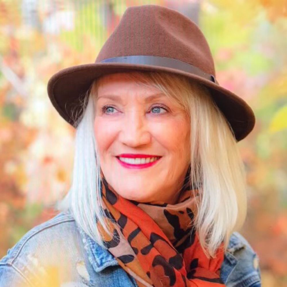 Deb Lee