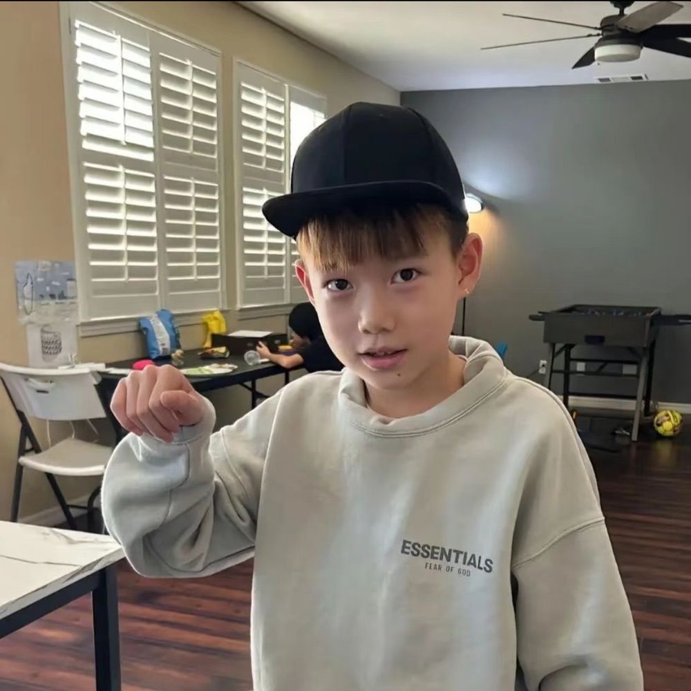 尒