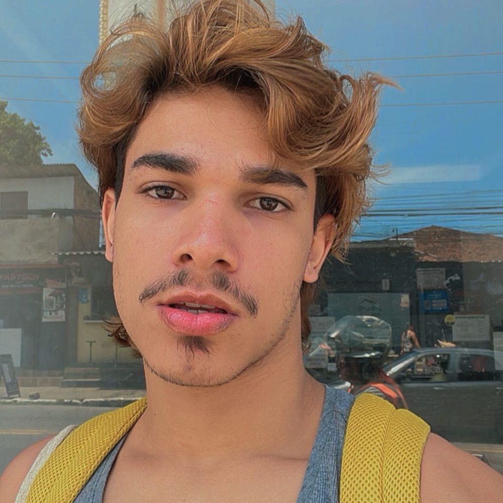 A Lucas 