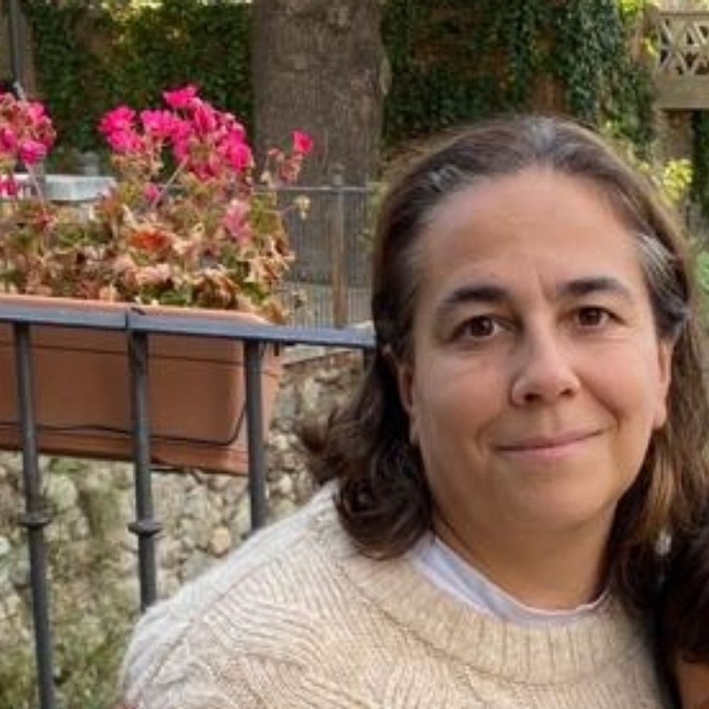 María