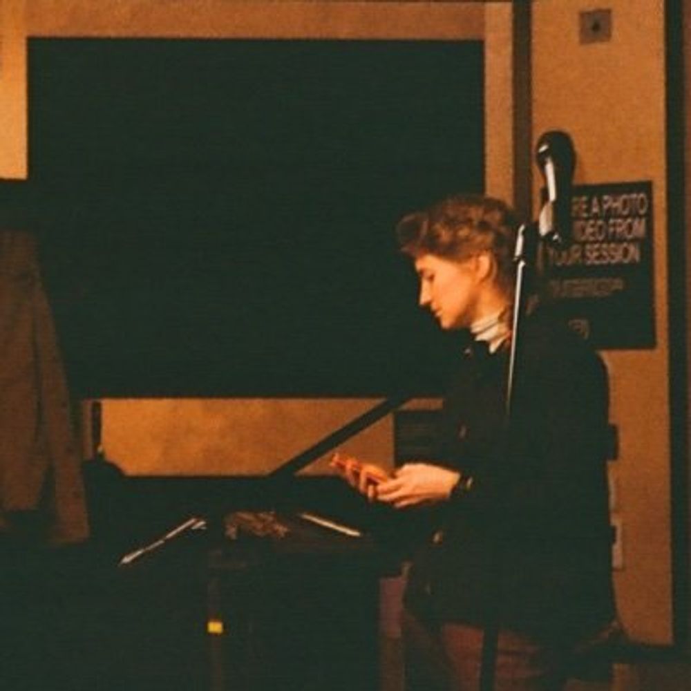 Lucy Thraves
