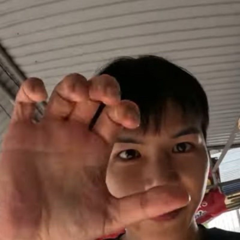 แอว ft. คลม๋าตาแป๋ว ੯‧̀͡⬮\