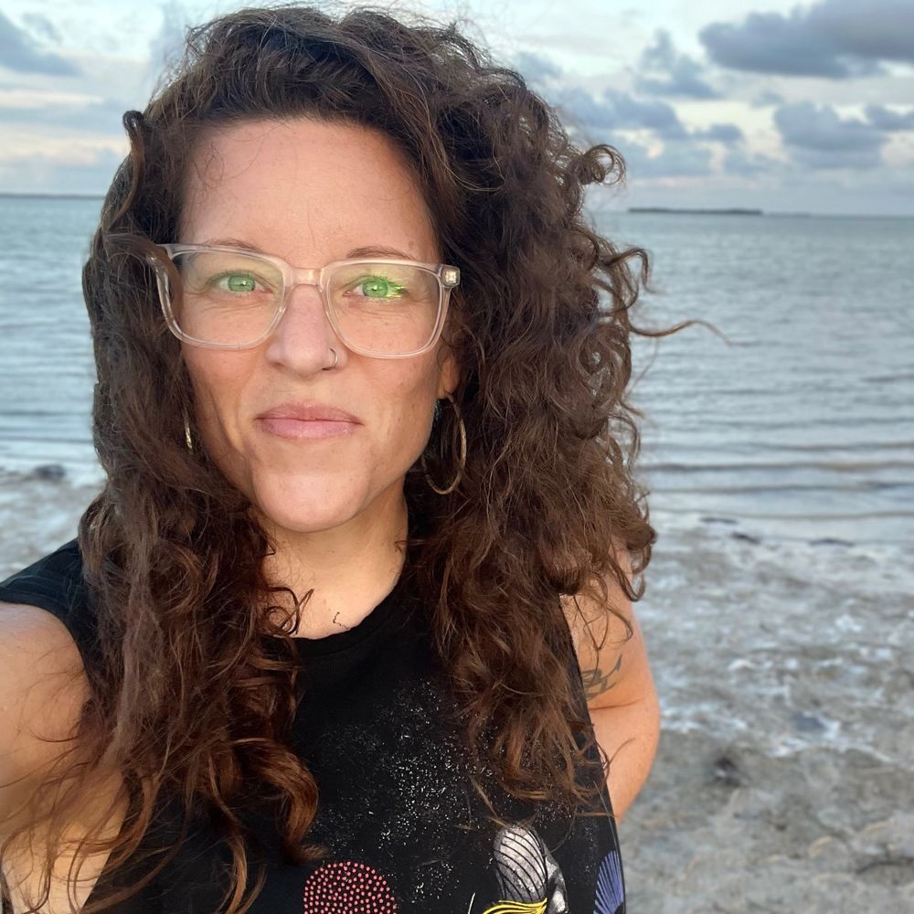 Lindsy Carter (she/her)