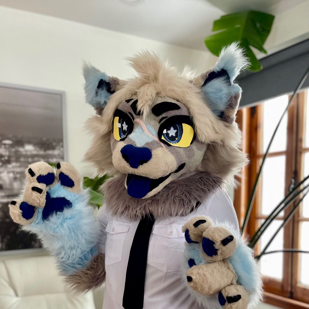 Clay the pilot Lynx