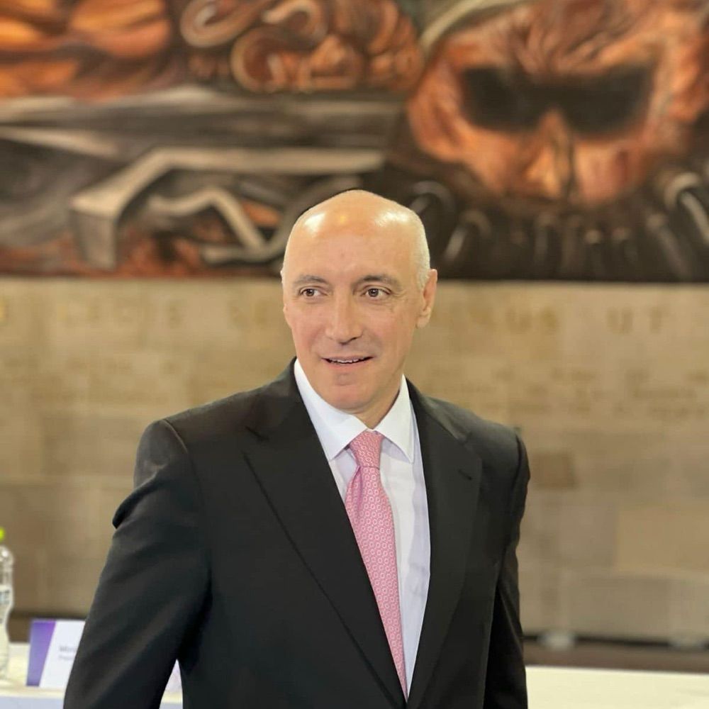 Miguel Carbonell