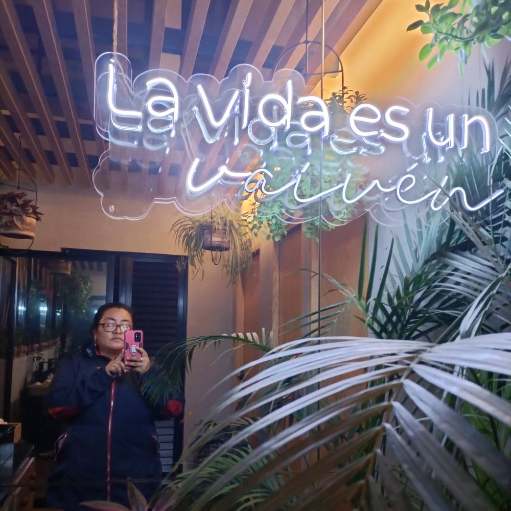Mirza Aguilar Pérez 🍉🍉