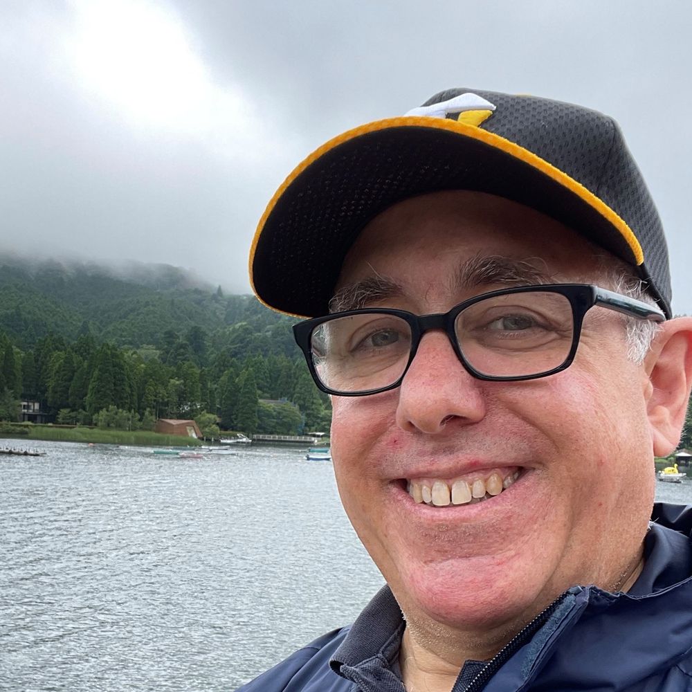 Mark D Siegel MD