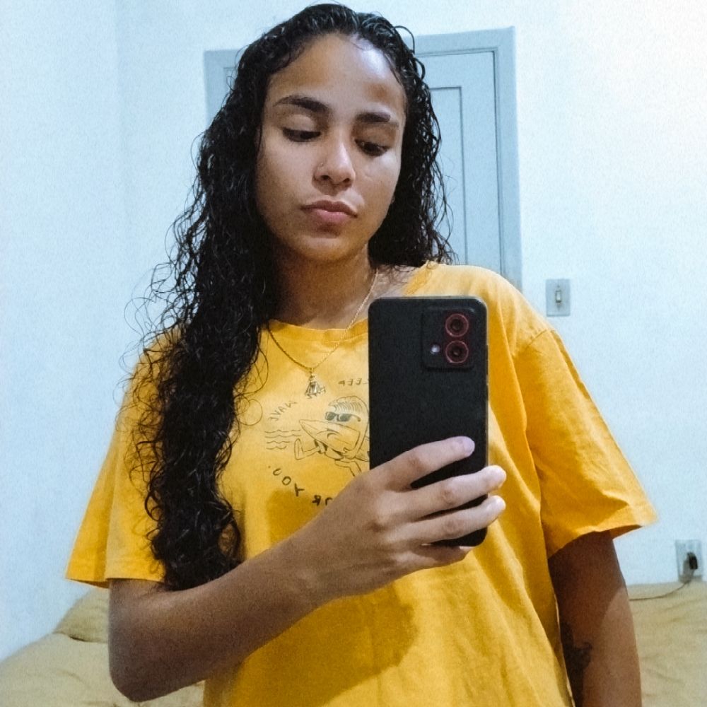 Yasmin Galharte 