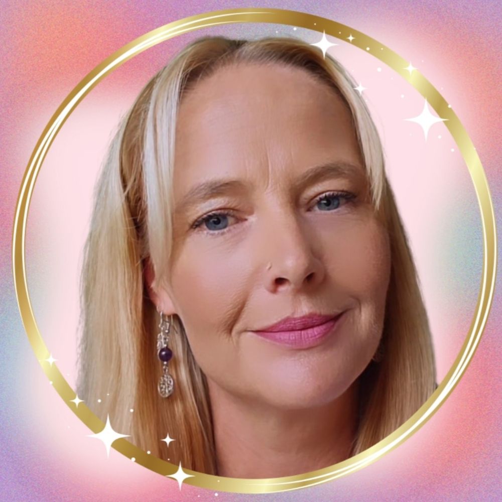 Meaghan|Digital Products & Holistic Wellness