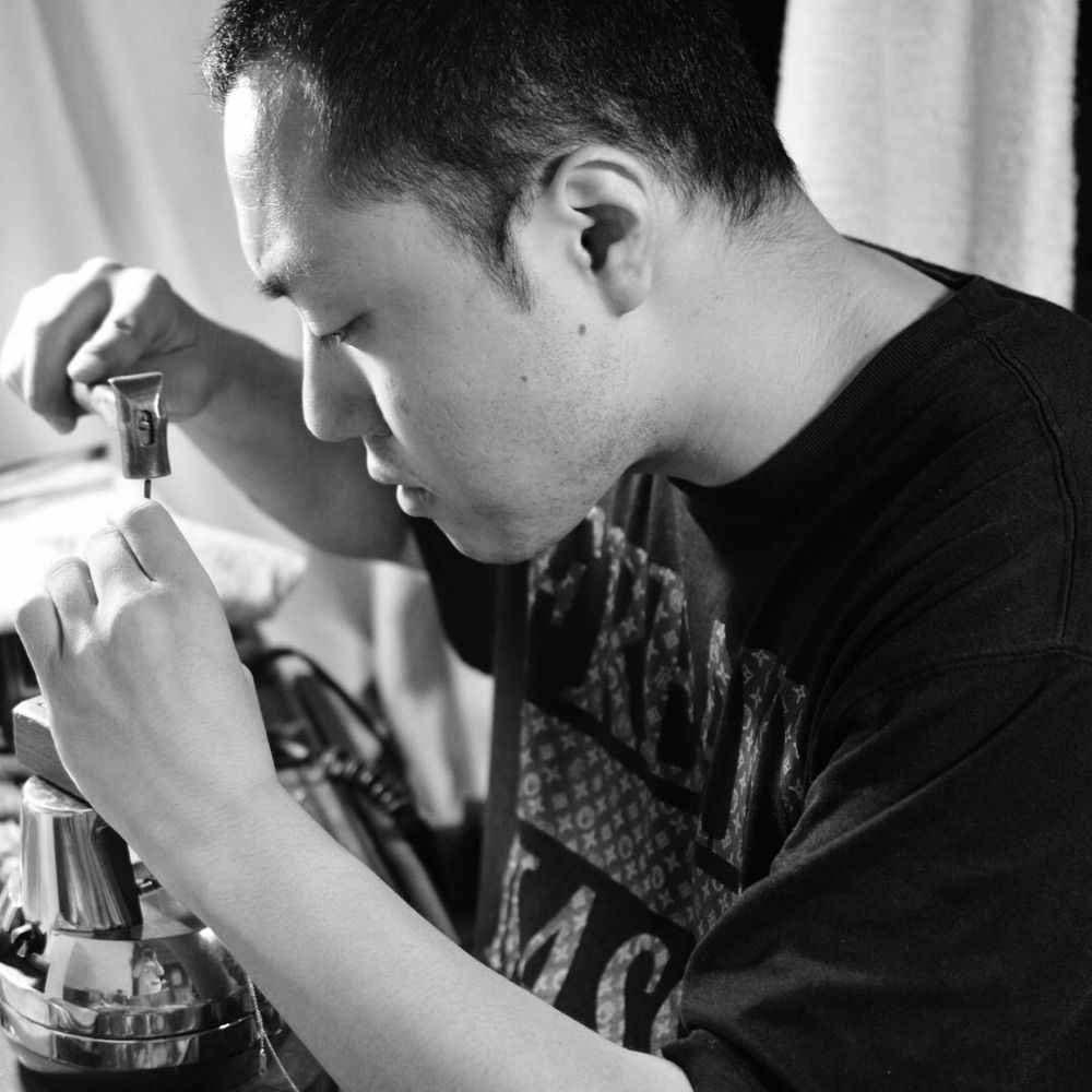上谷俊介　IMULTA　彫金師