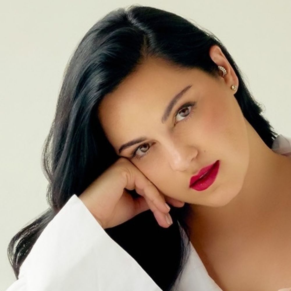 Adriele Perr♡nita