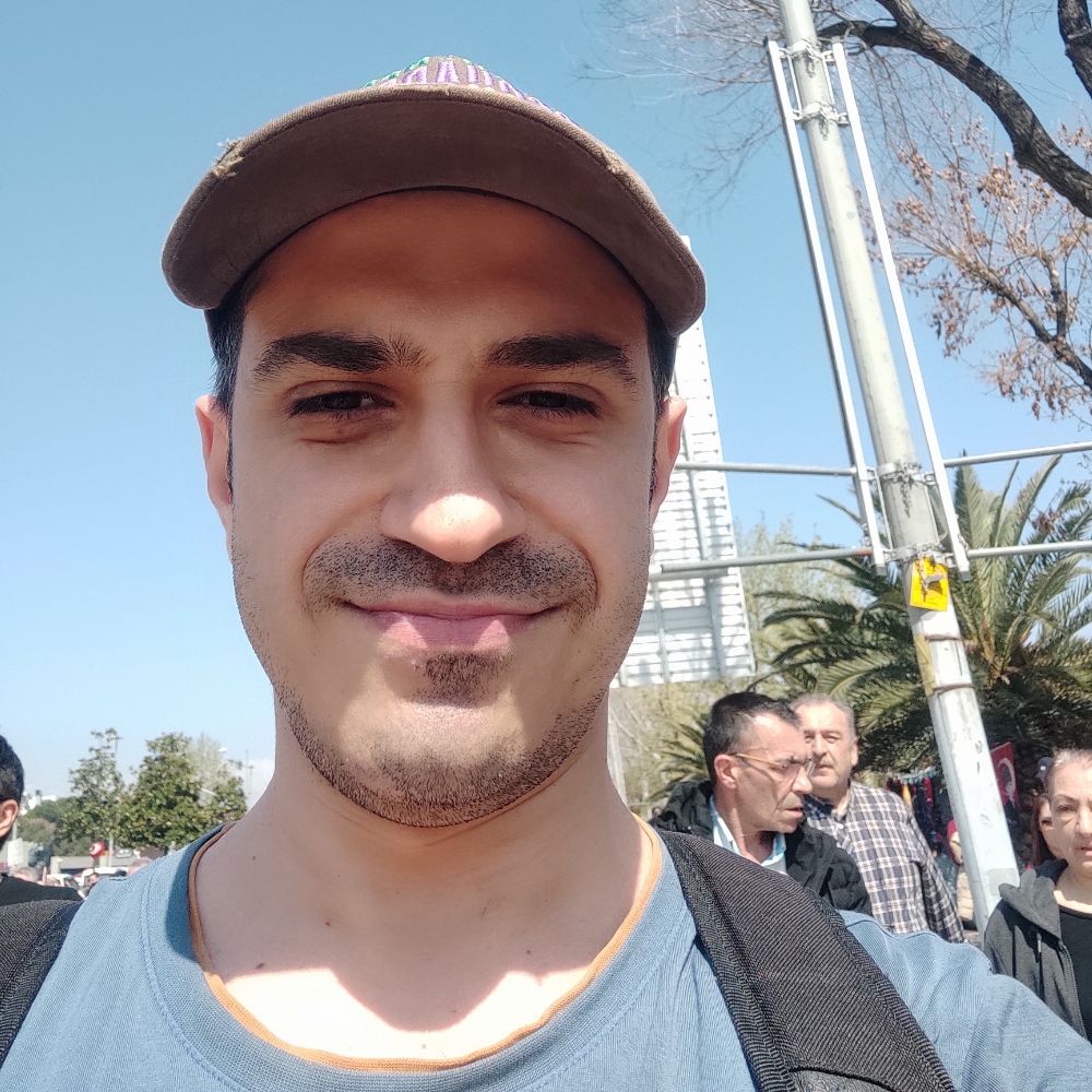 Emre Mert