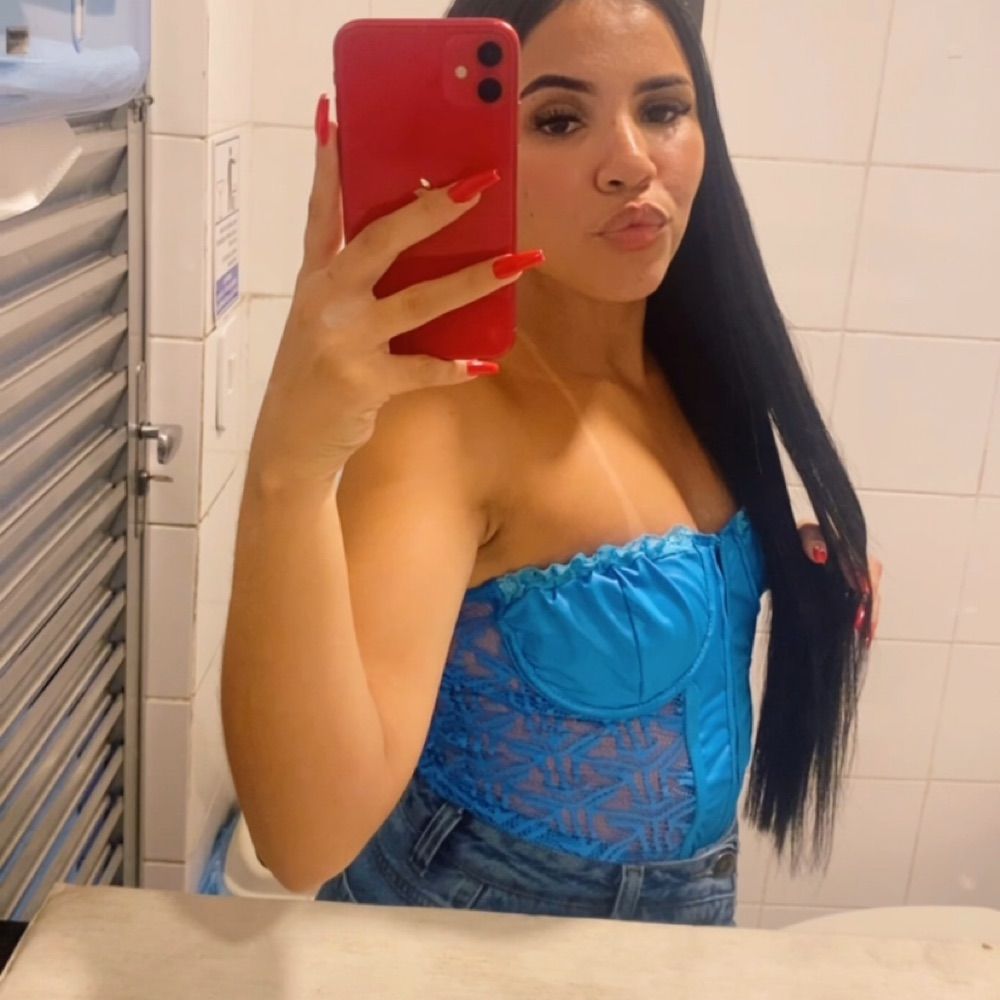 Brenda Ferreira 
