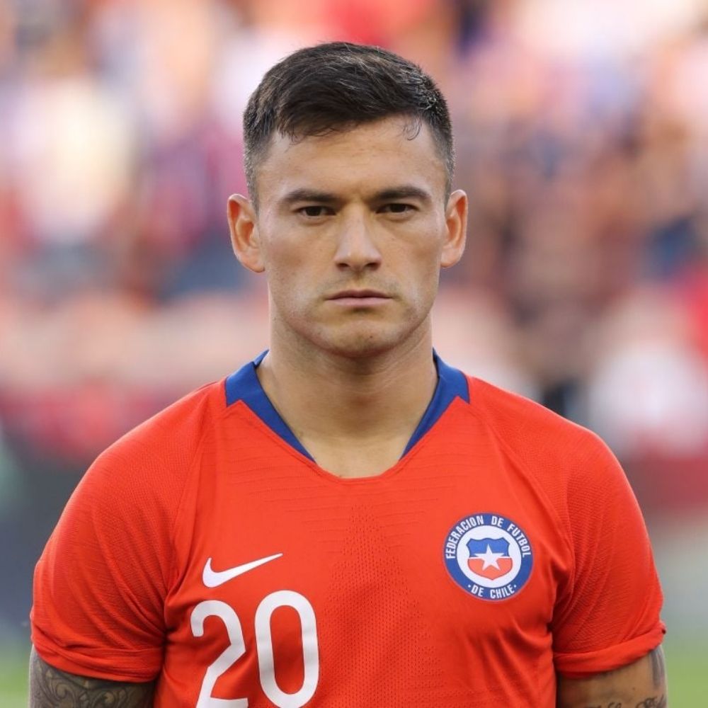 Charles Aranguiz 