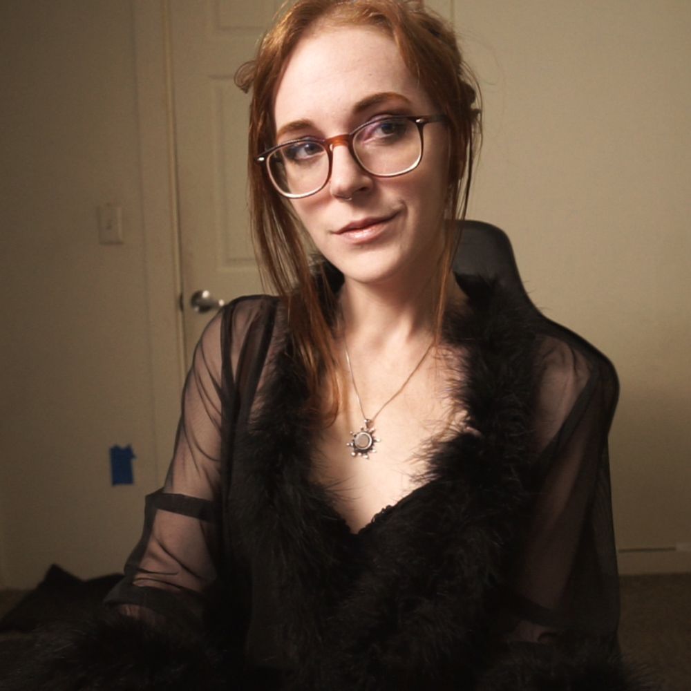 Goddess Jessie Wolfe