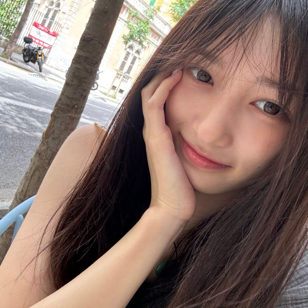 ><