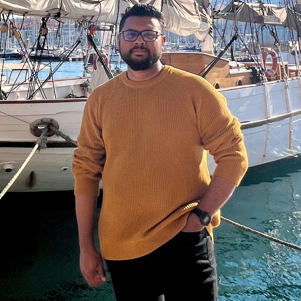 Navid J. Ayon
