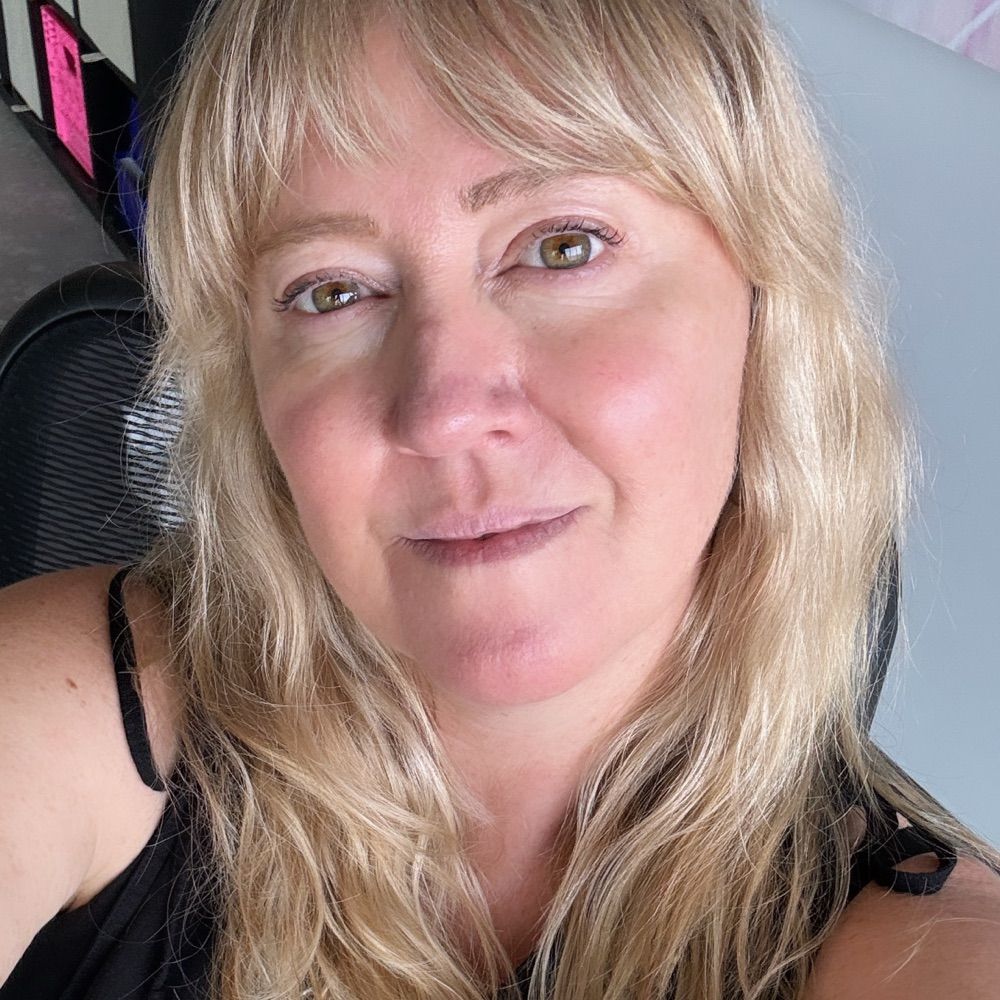 Yvette Vexta