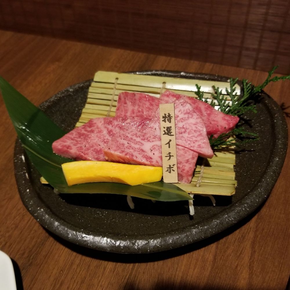 深海魚(ふかみ とと)