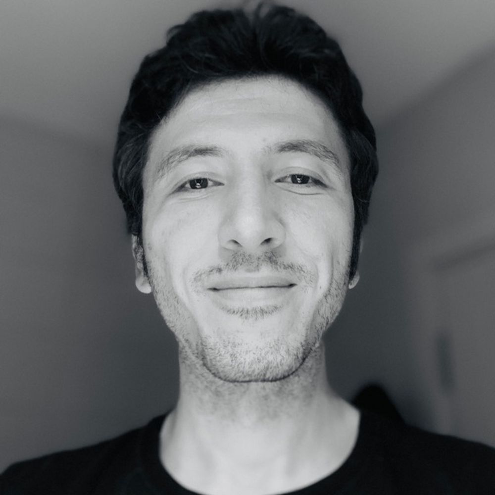 Alkış, nümayiş, topyekün galeyan!