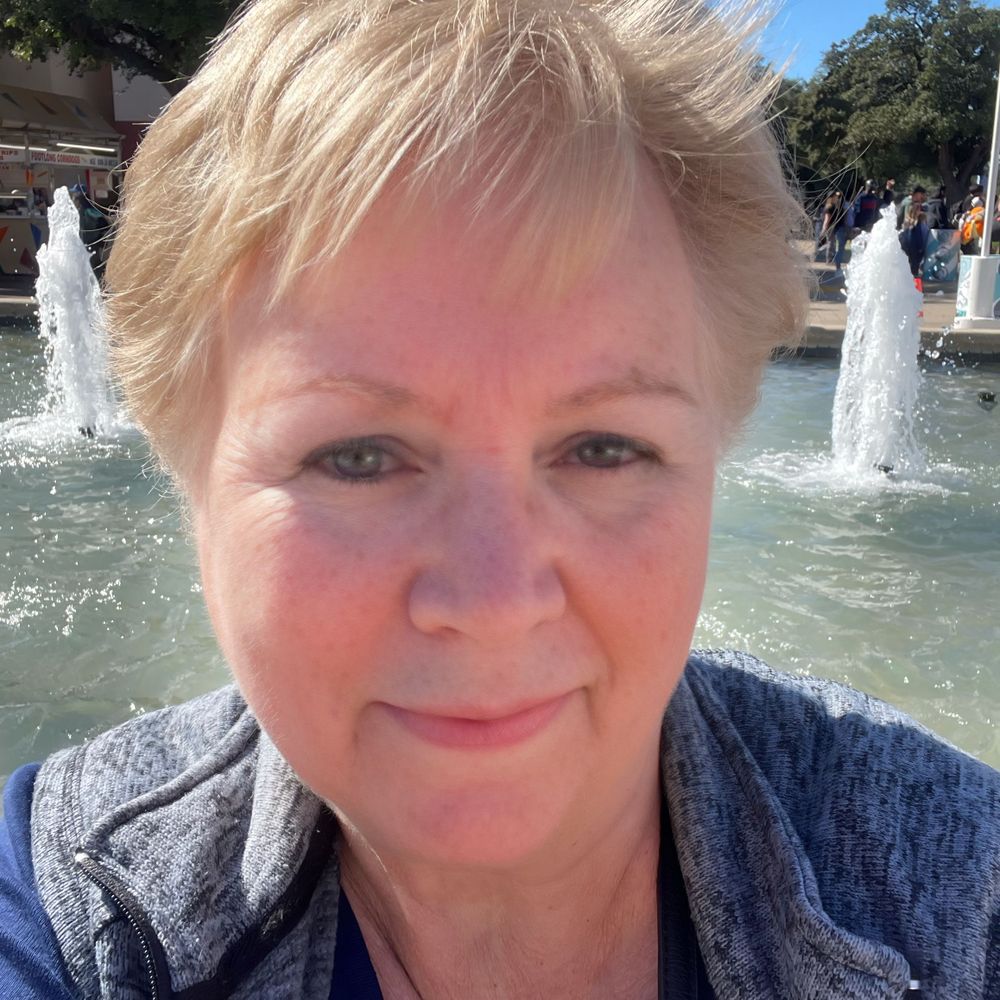 LeAnn Leichinger 