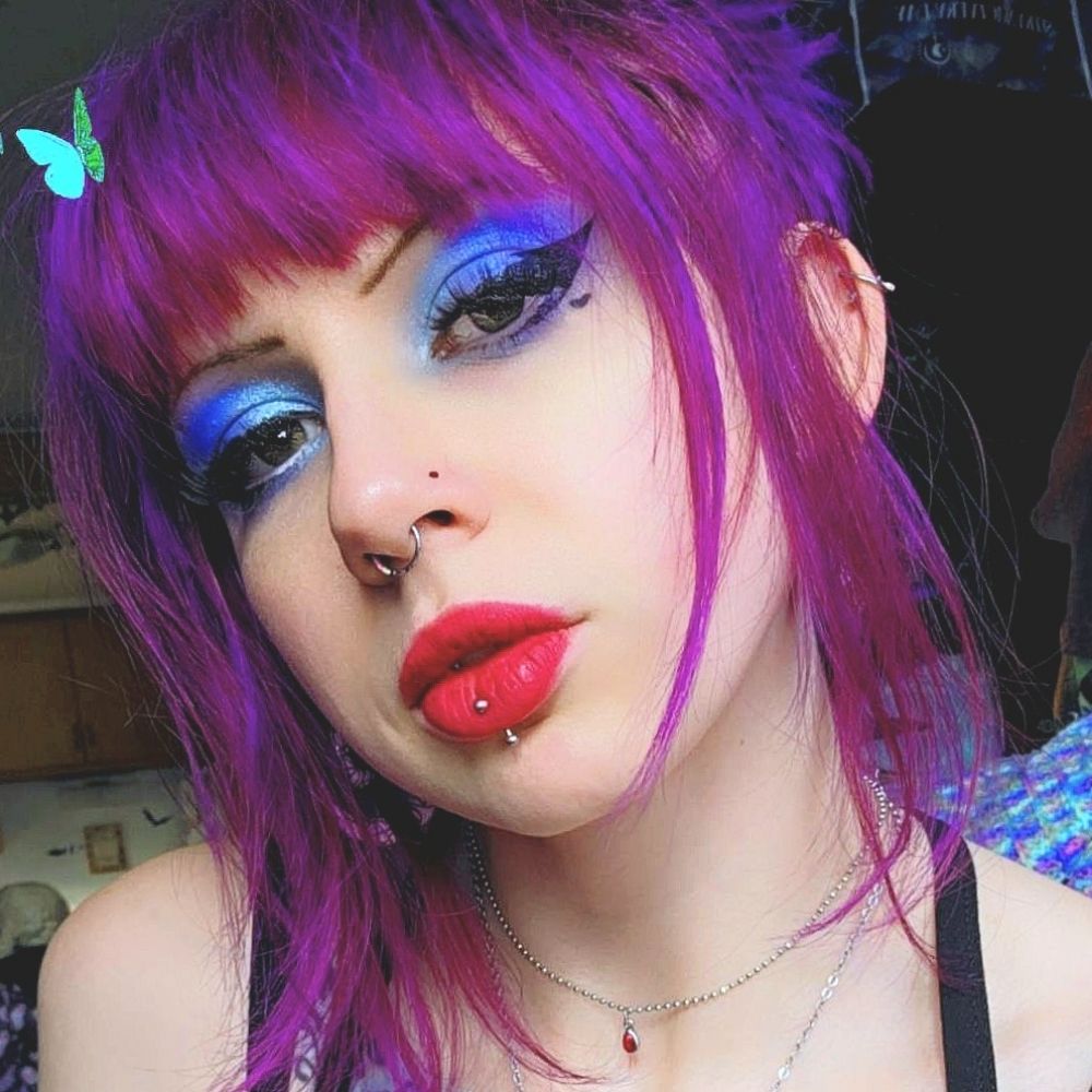 batty bimbo 👻💕