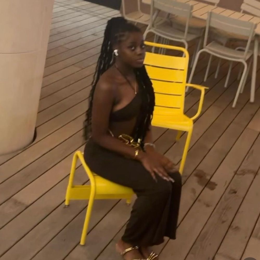 •Deja