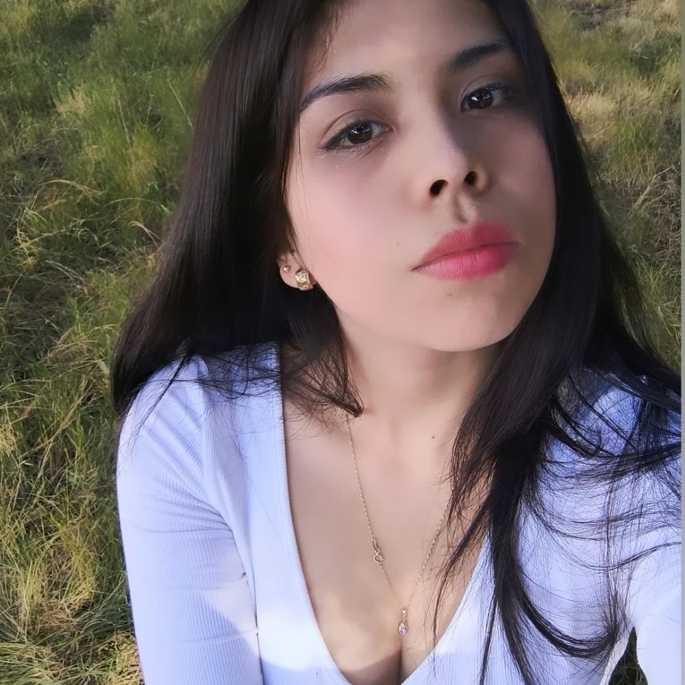 ALEJANDRA DEYANIRA