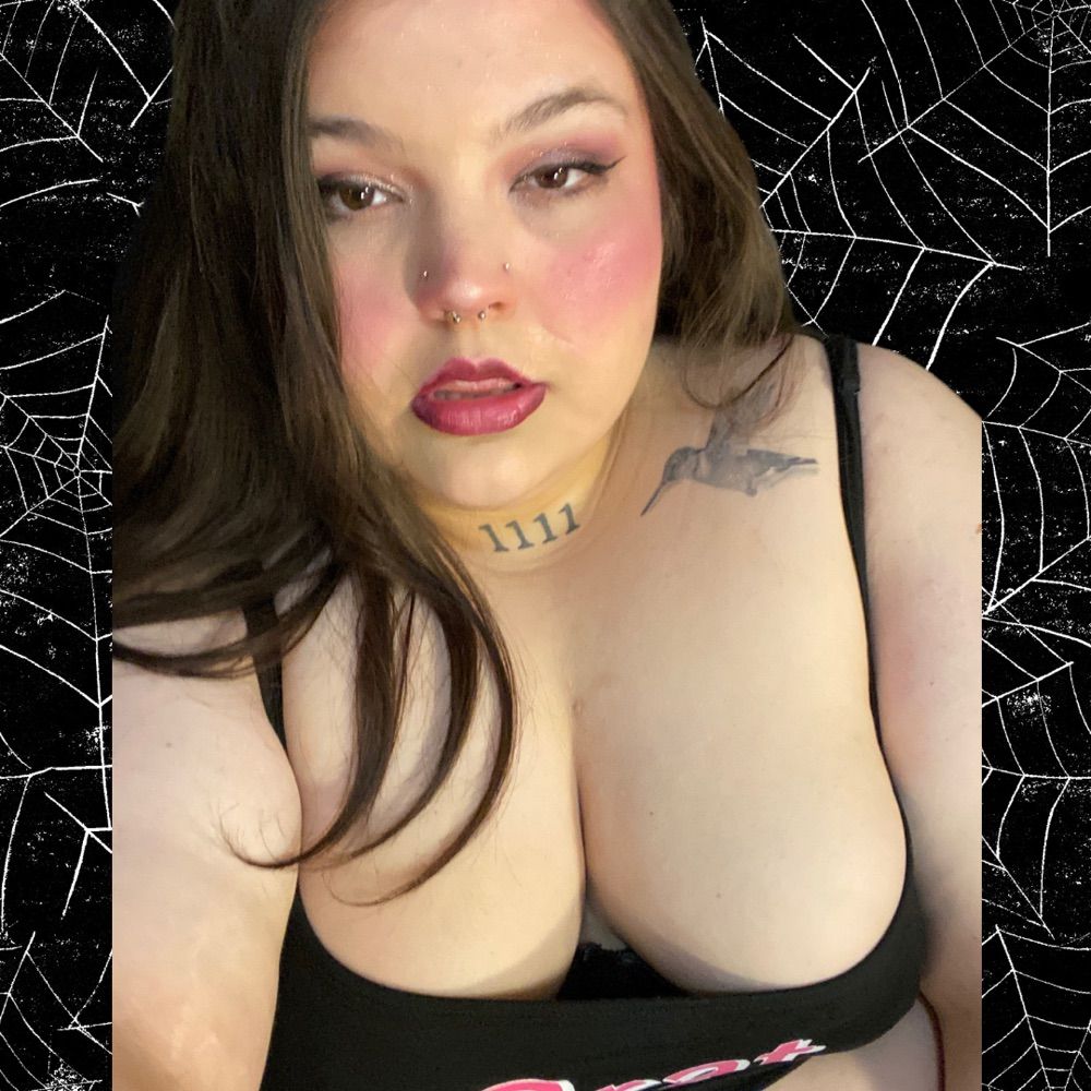 𝓡𝓪𝓿𝓮𝓷 𝓓𝓪𝔃𝓮 𖤐