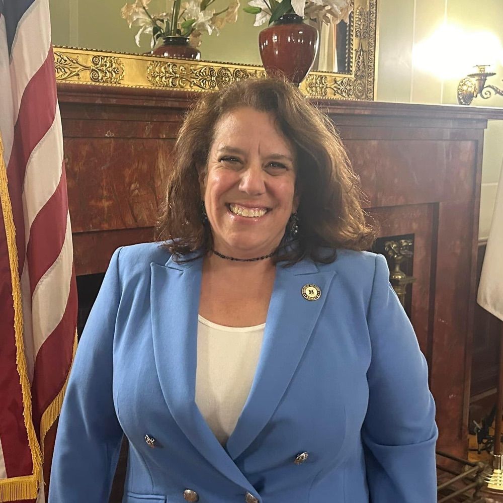 Pam Lauria