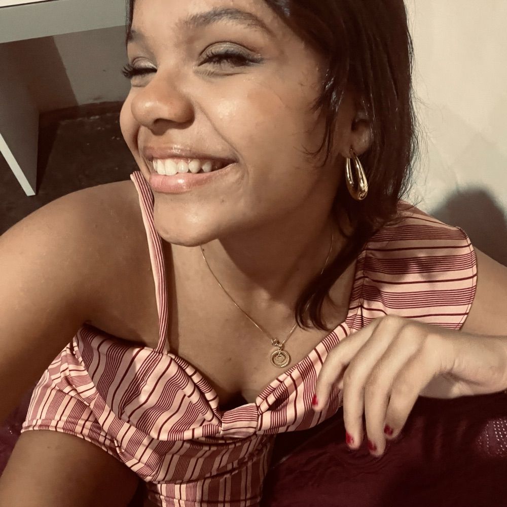 Lorena🦇