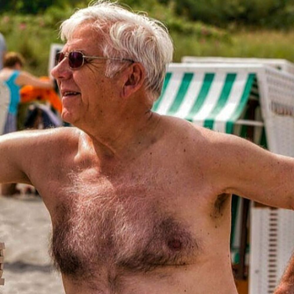 MATURE MEN ONLY