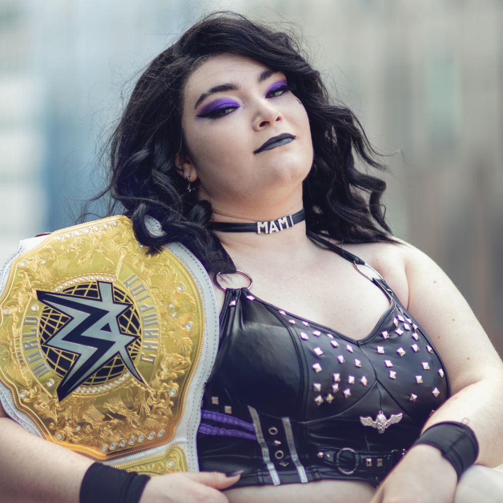 Blossom Possum Cosplay - Cosplayer and Performer