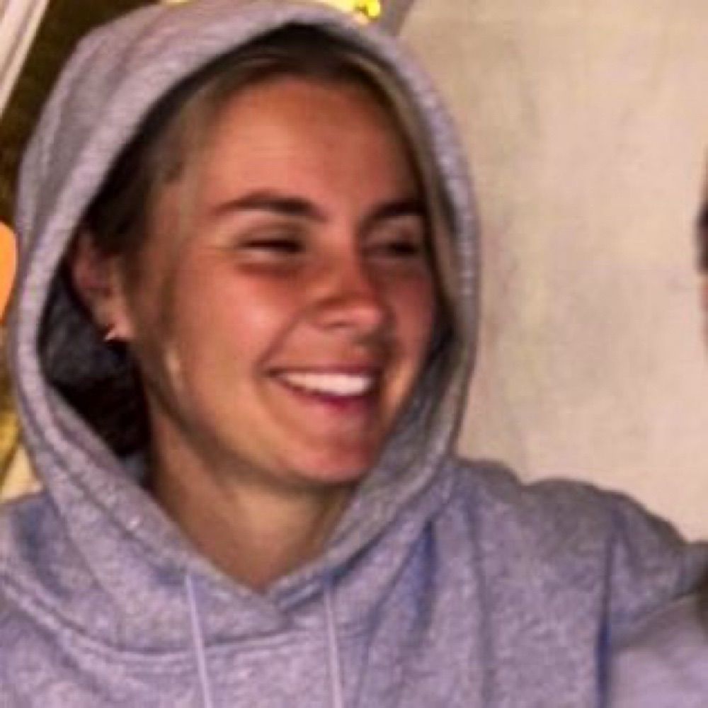 bela🦦