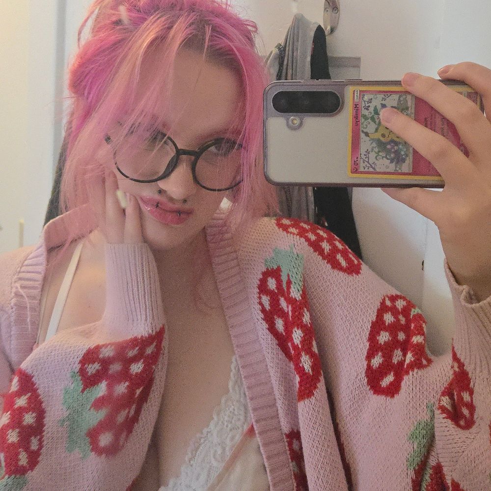 ali 🏳️‍🌈🍓