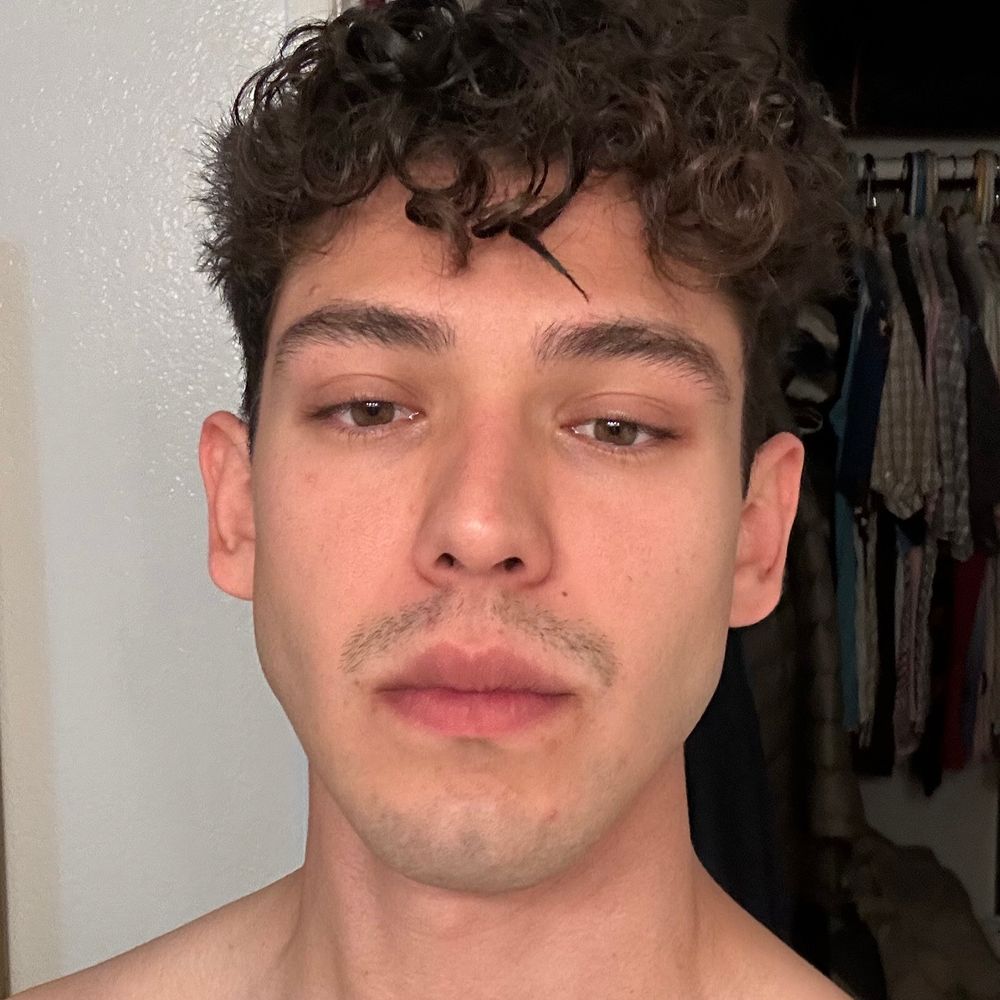 Chris Avila🩵