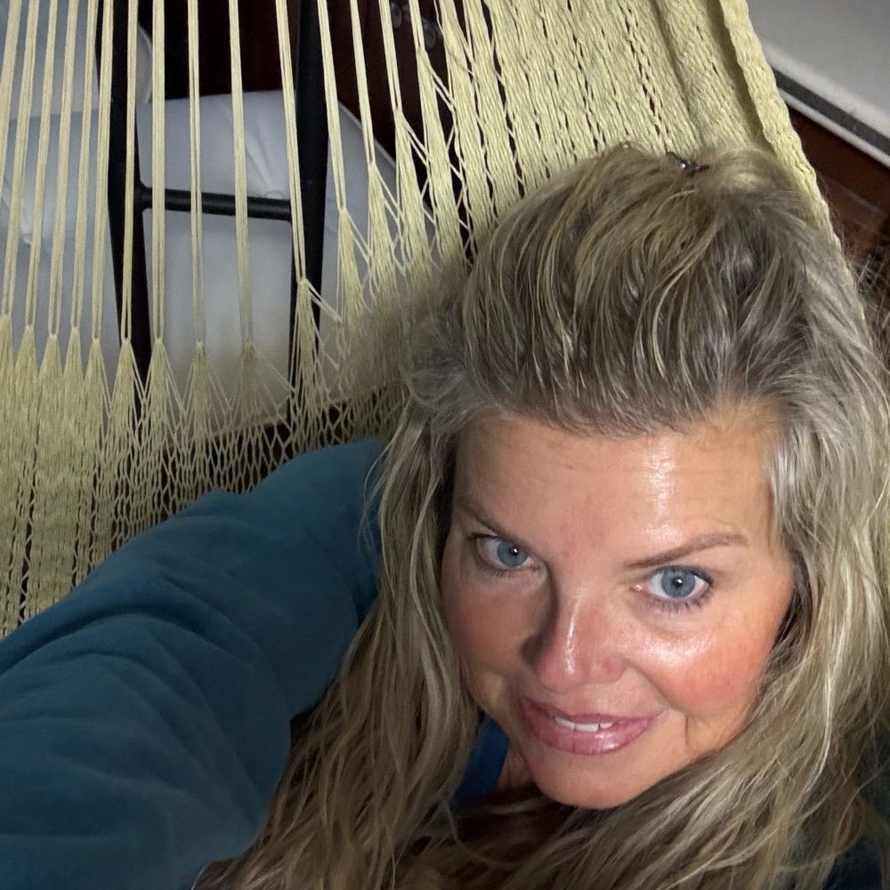 Traci Kelly Cox