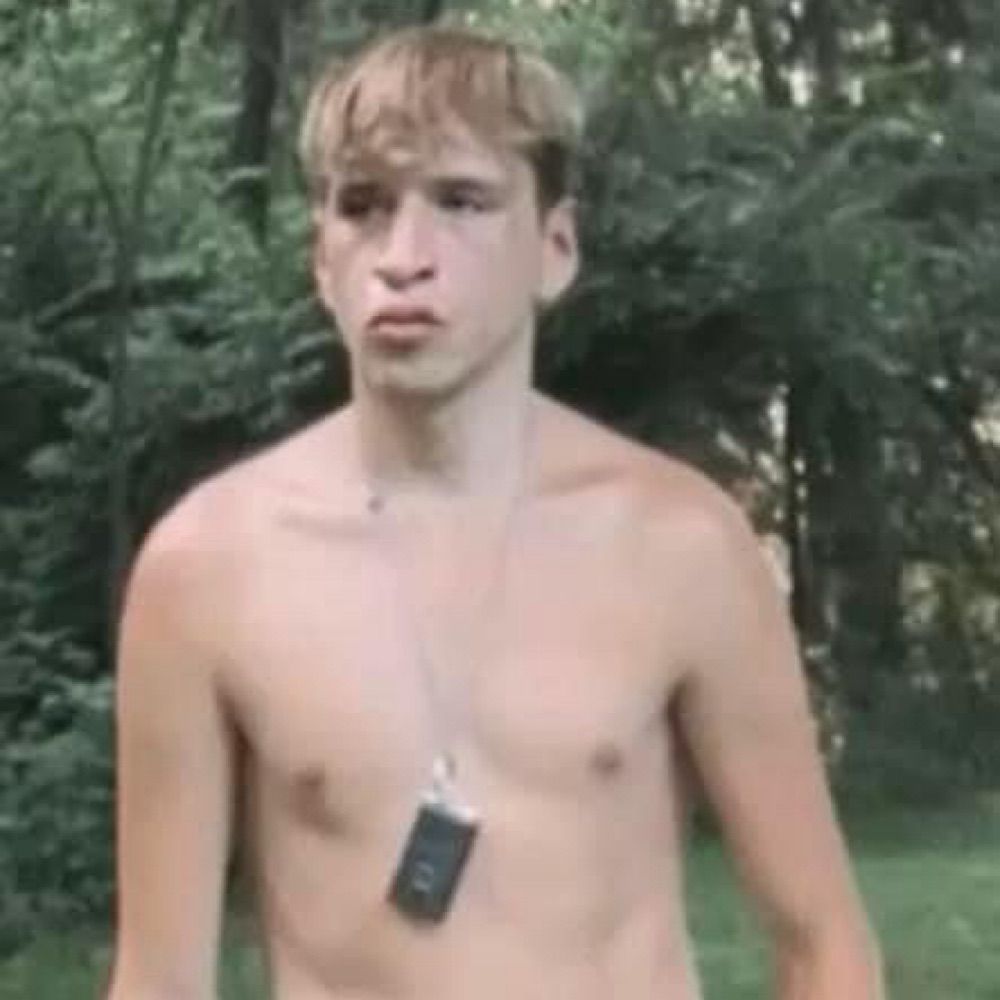 Nude Drew
