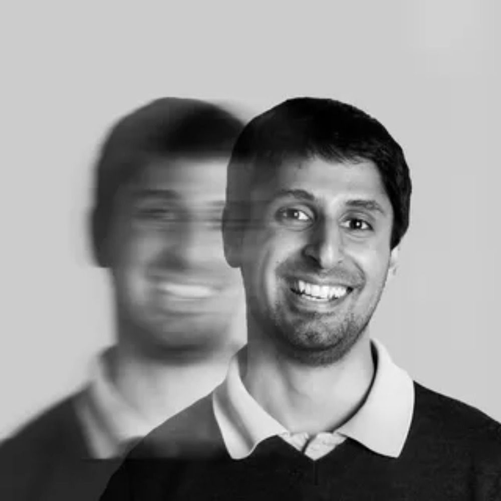 Paresh Dave's avatar