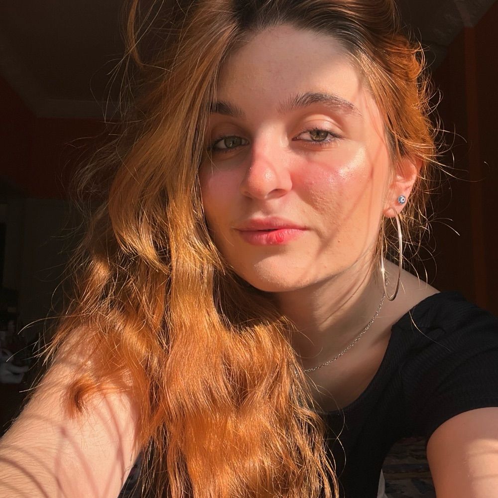 Clara 🪼