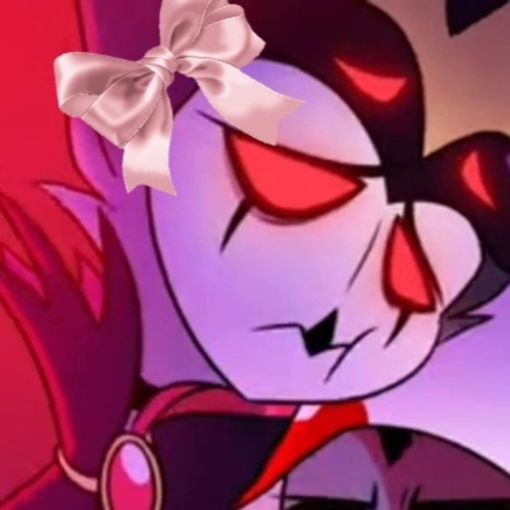Giu_ 🍋~ Blitz has a bone(r) 🌌🦴🦉