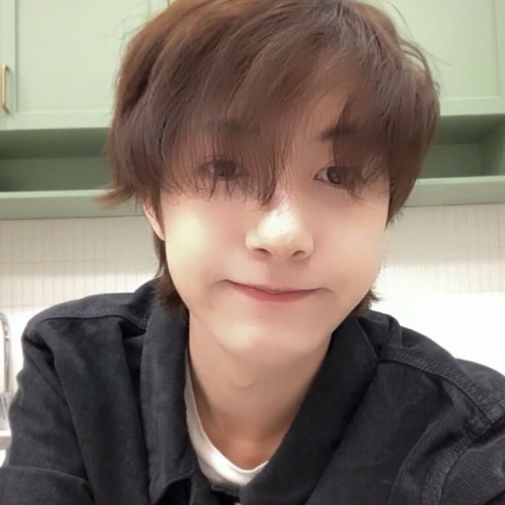 𝐦𝐲𝐜𝐮𝐭𝐢𝐞𝐩𝐢𝐞.