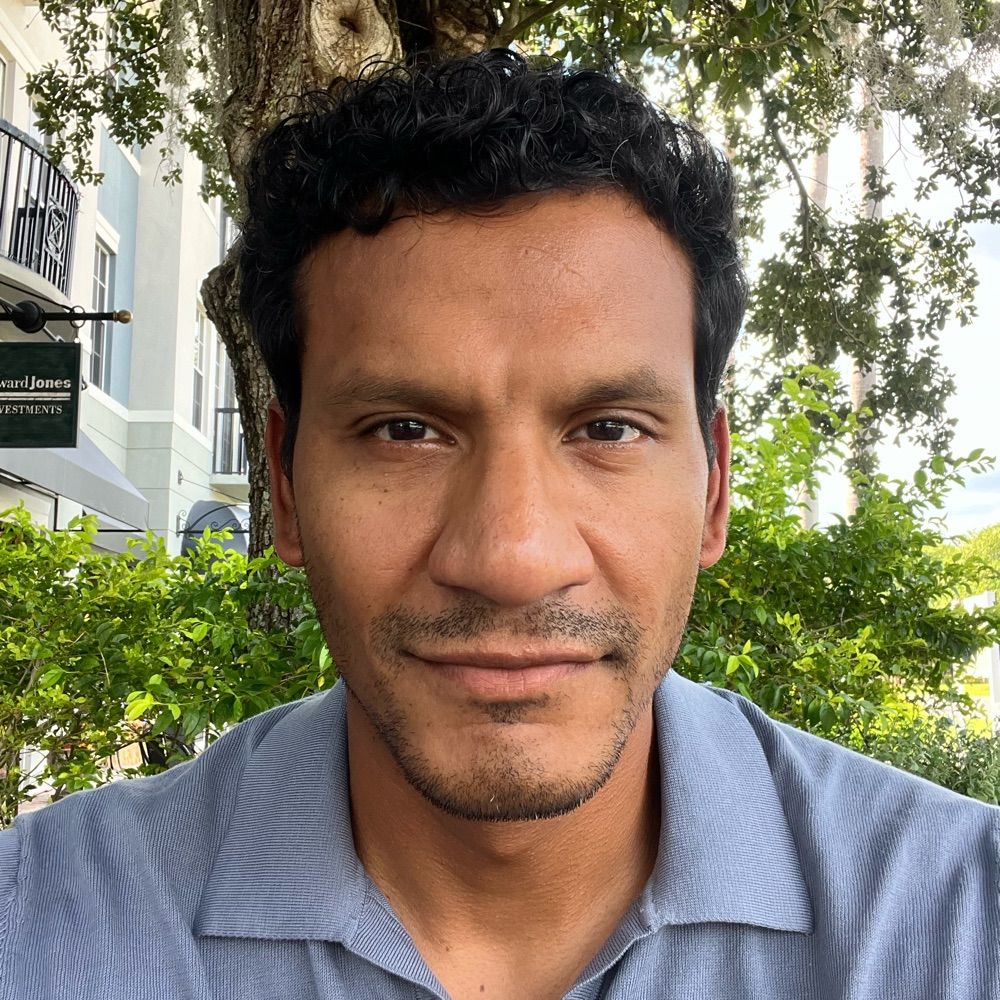 Oliver Romero