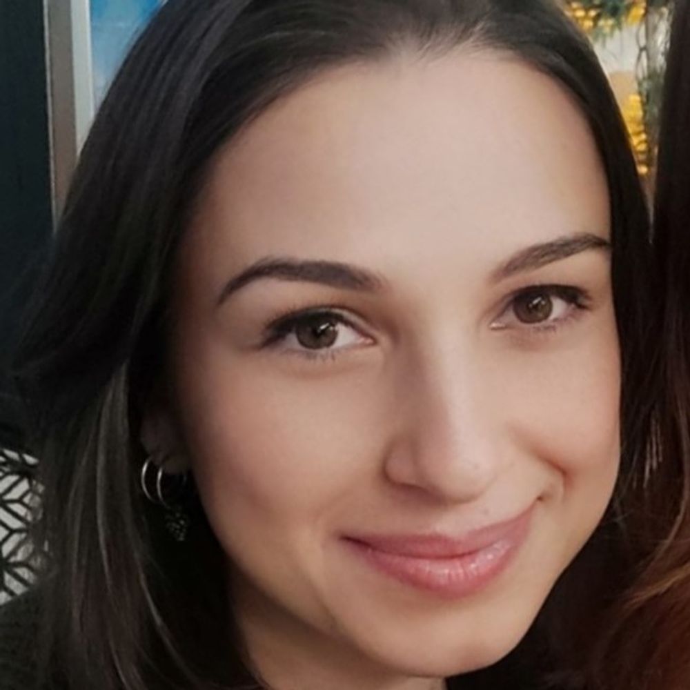 ece yirmibes