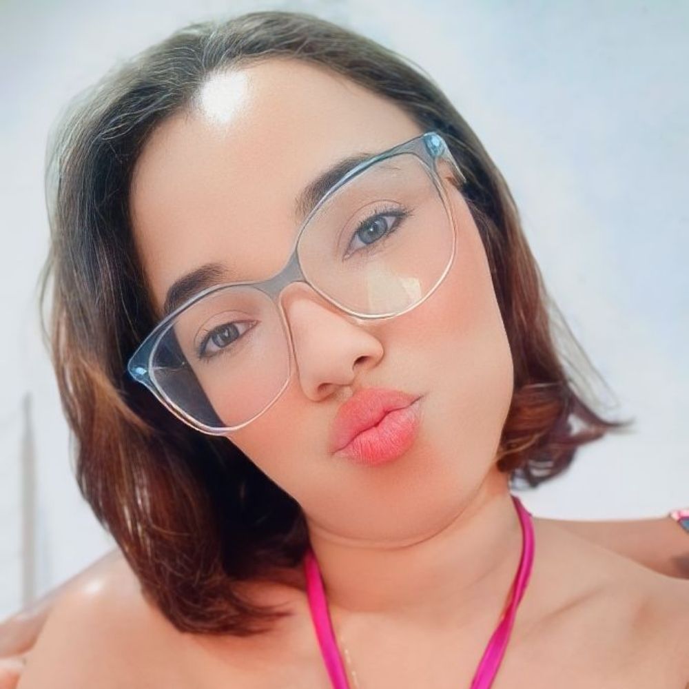 Larissa 
