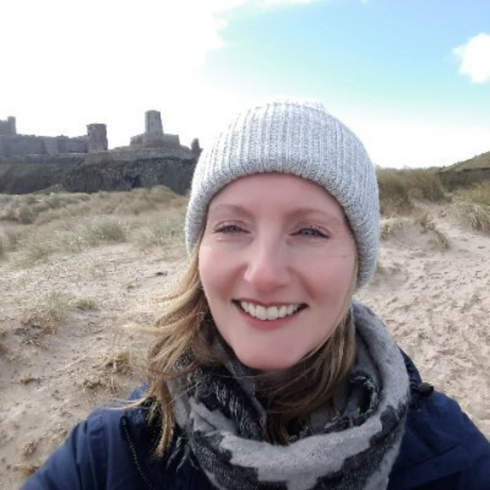 Dr Lorna Harris