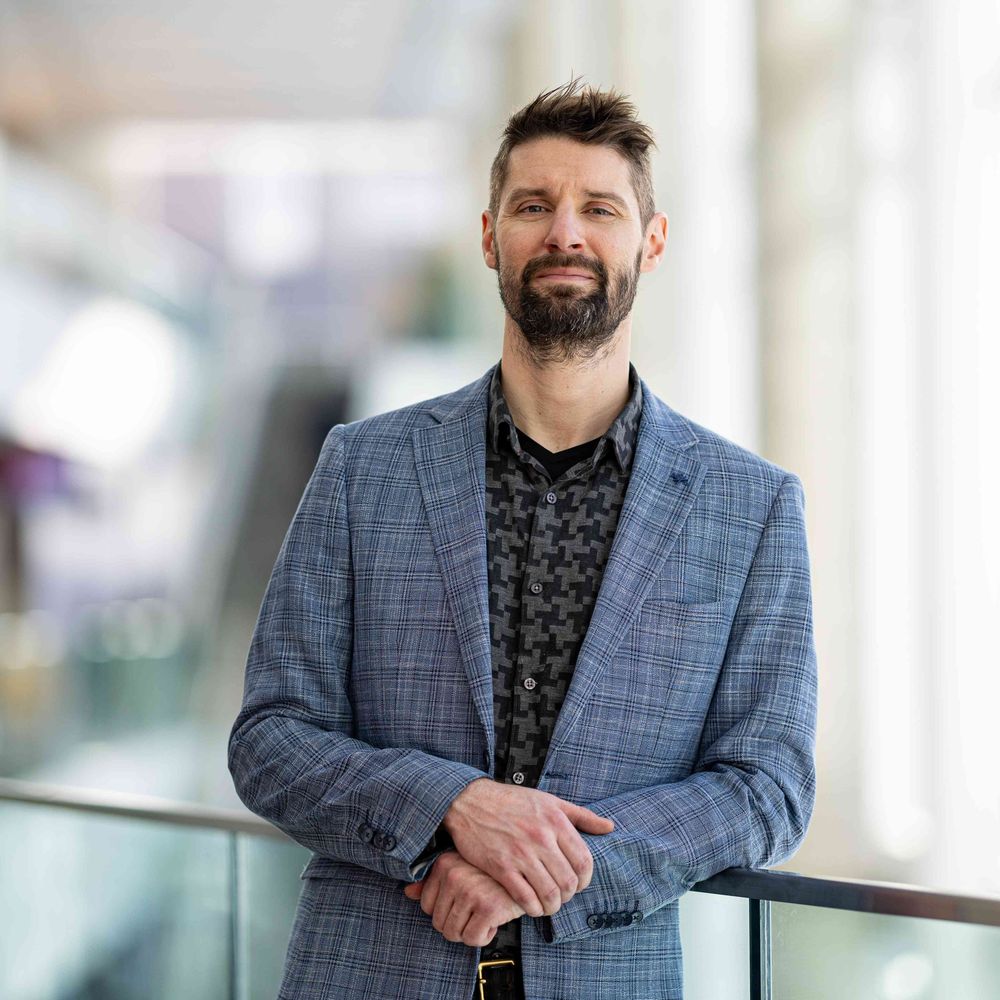 Prof Mathieu Lapointe