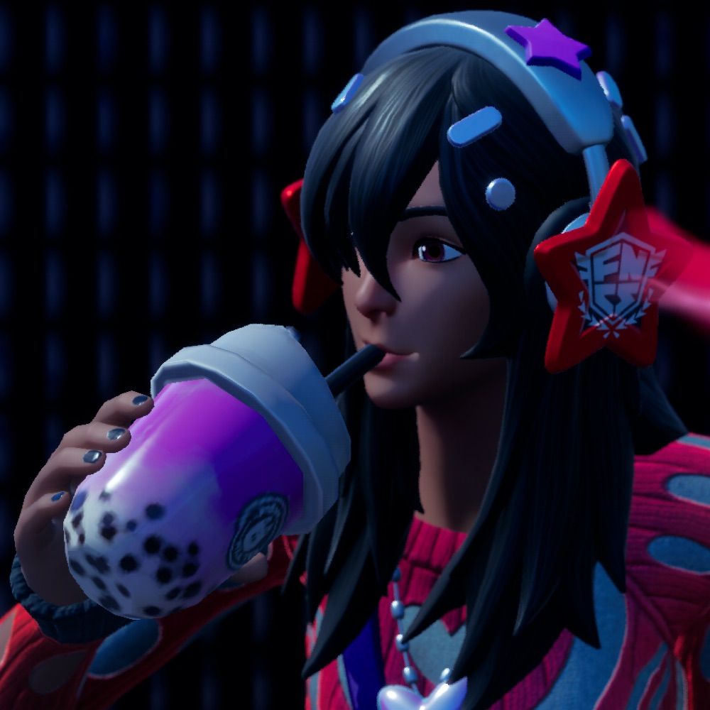 🌸 ~ Pastel (Mae Fortnite’s biggest fan)