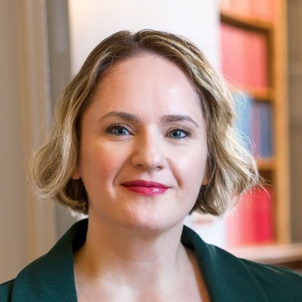 Amanda Wasielewski