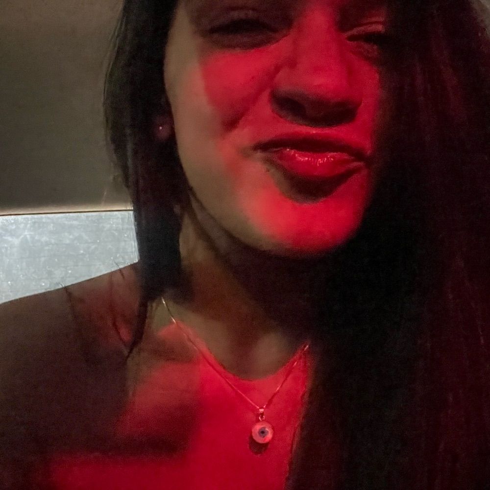 lle voltou pro tt